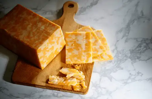 Los 13 mejores sustitutos del queso Monterey Jack