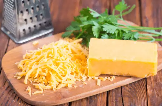 Los 13 mejores sustitutos del queso Monterey Jack