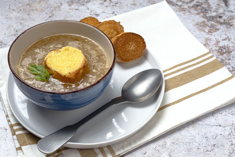 6 sustitutos del jerez en la sopa de cebolla francesa