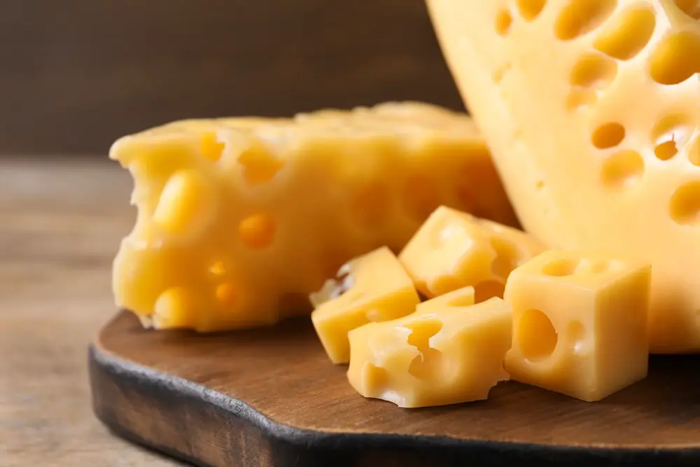7 sustitutos del queso emmental