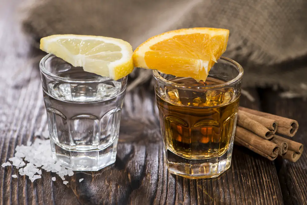 Tequila dorado vs plateado: diferencia entre tequila dorado y plateado