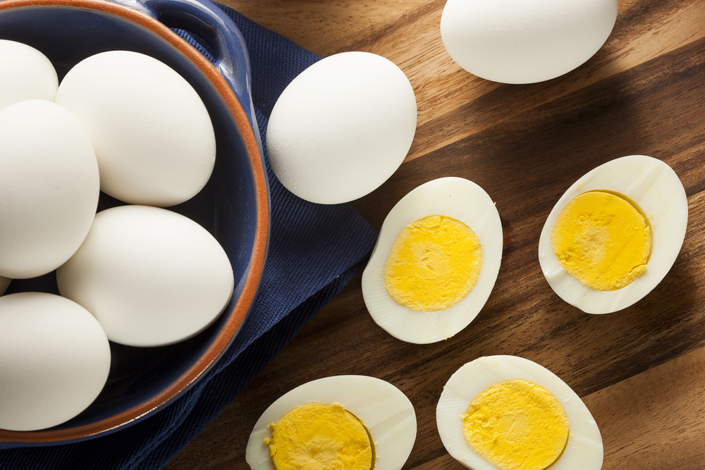 ¿Cuánto tiempo duran los huevos cocidos en el congelador?