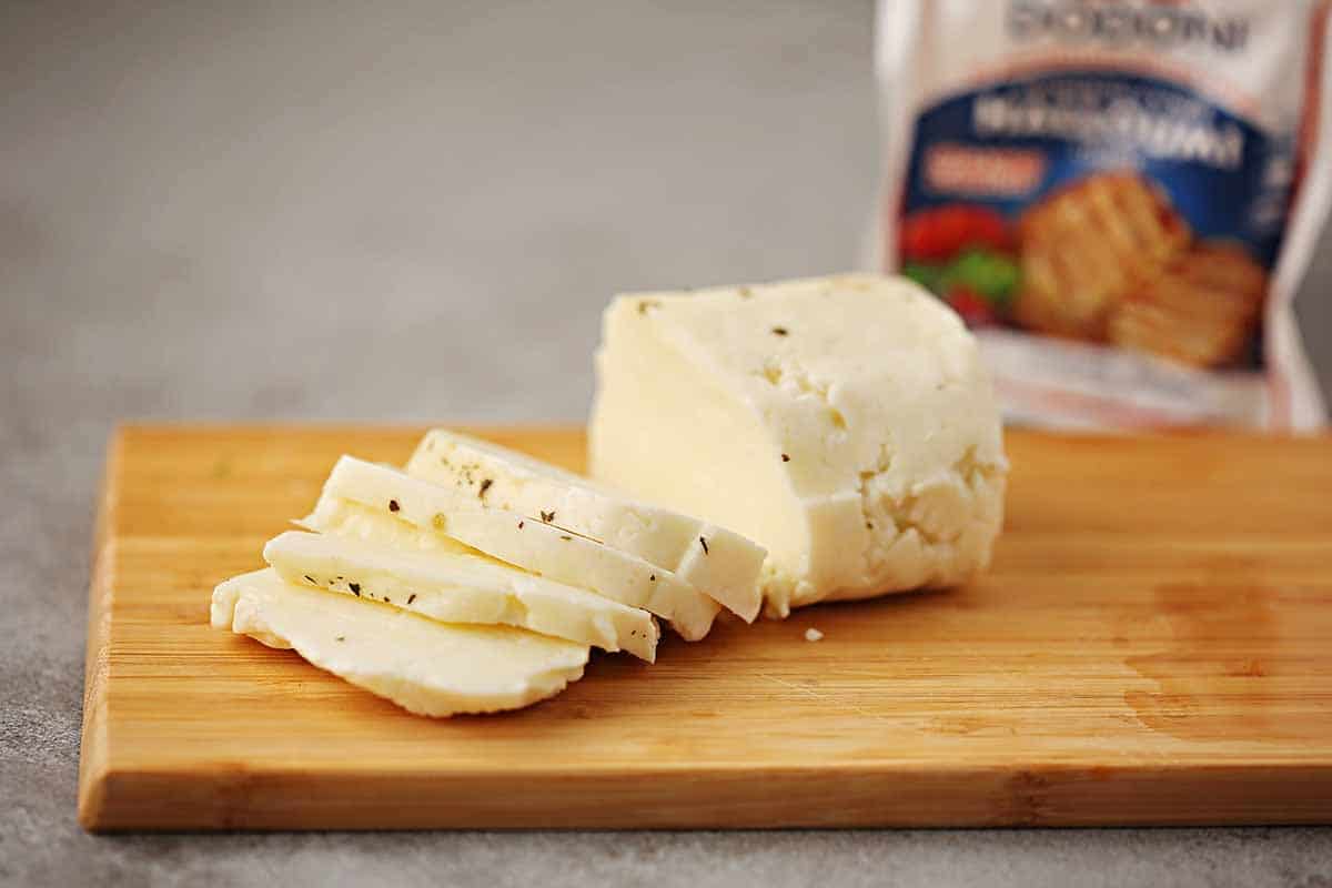 El mejor sustituto del queso Halloumi (12 deliciosas opciones)
