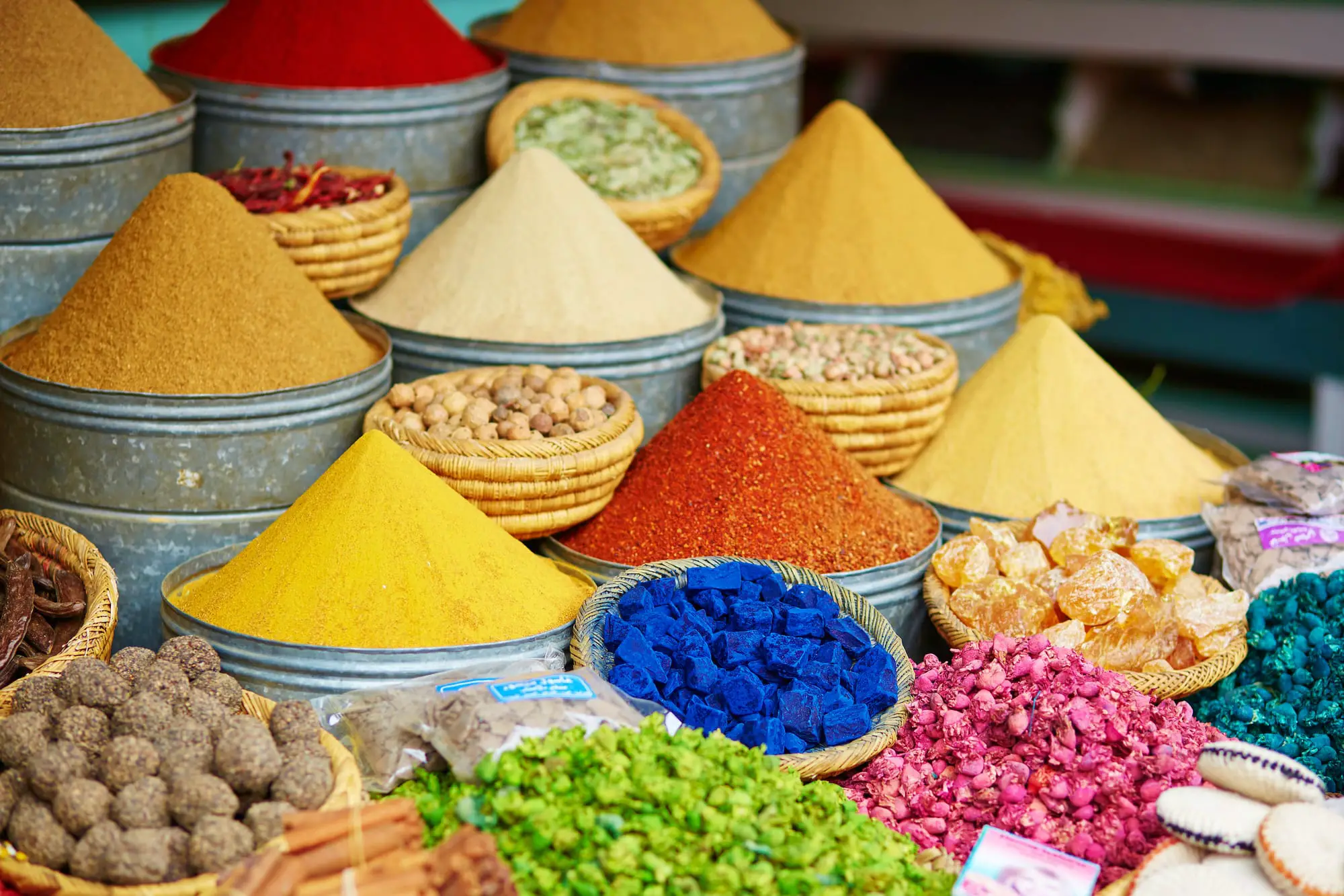 ¿Cuáles son algunas de las especias marroquíes más populares?