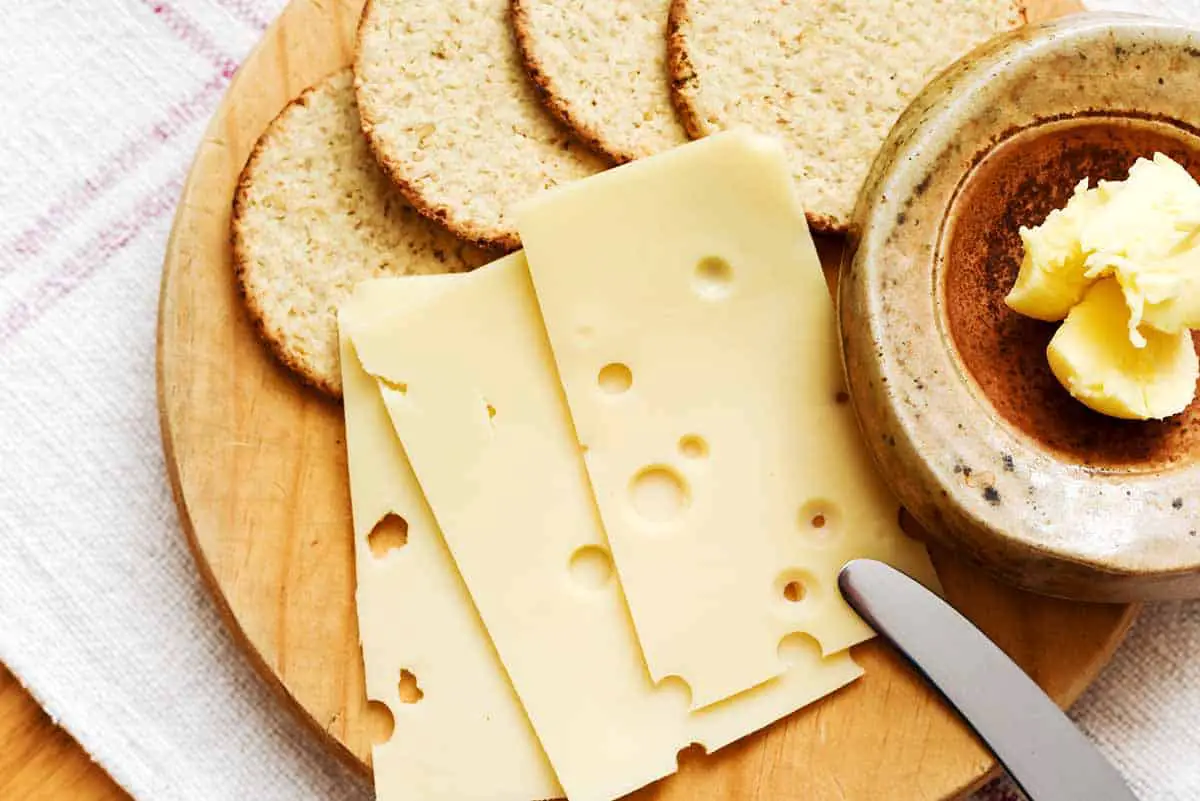 Sustituto de queso emmental (10 mejores opciones)