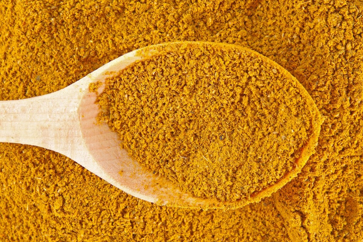¿Qué es un buen sustituto del polvo de curry de Madrás?