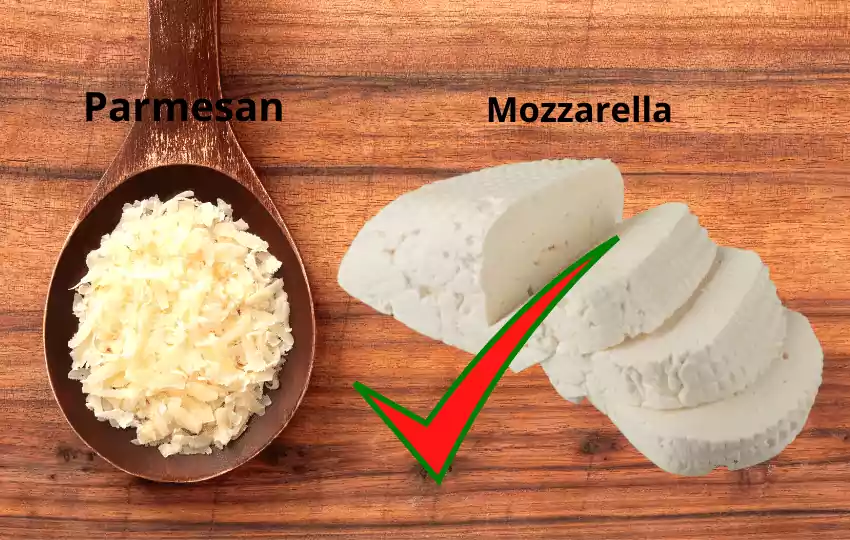 ¿Puedo sustituir la mozzarella por parmesano?