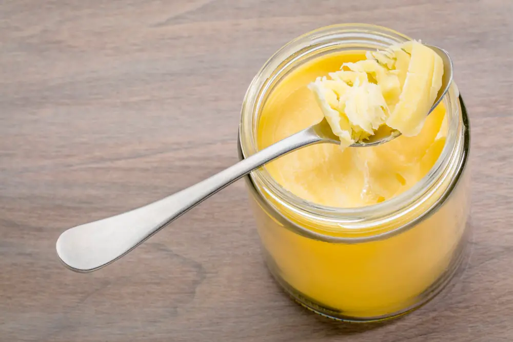 Los mejores sustitutos de la mantequilla clarificada - Fanatically Food