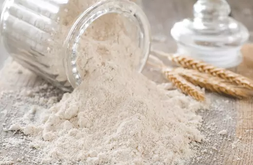 ¿Se puede usar harina para todo uso en lugar de harina de pan?