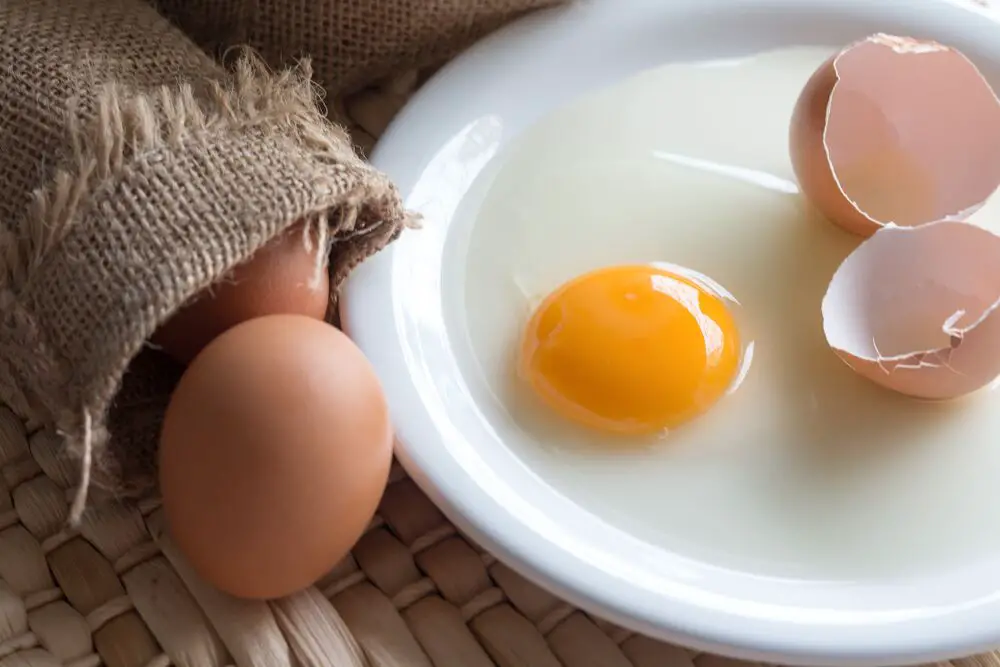 ¿Se pueden congelar recetas con huevos crudos?
