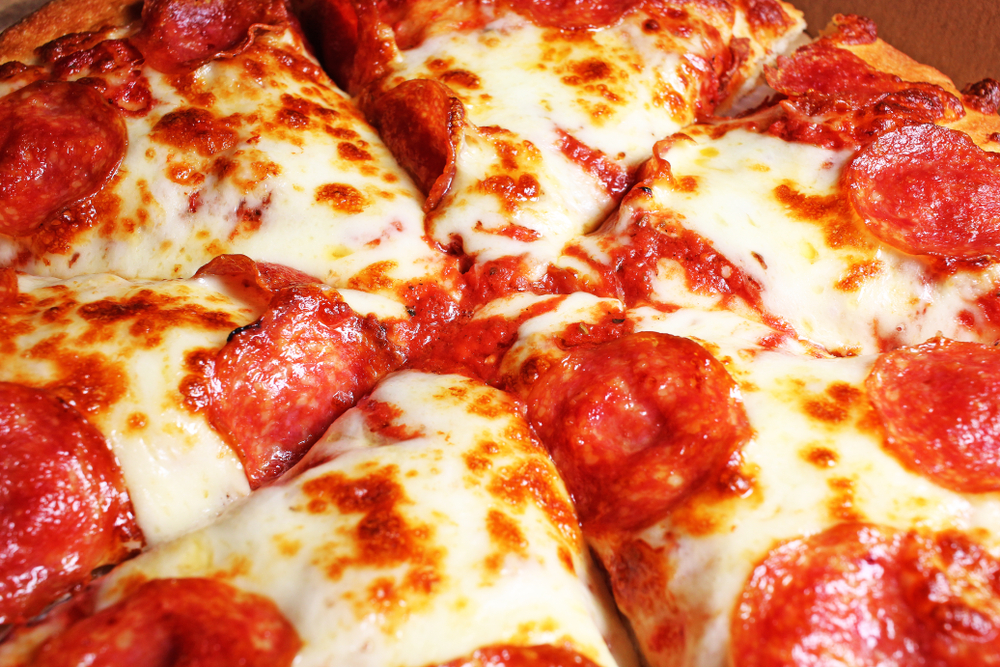 ¿Cuál es la mejor manera de recalentar Pizza Hut?