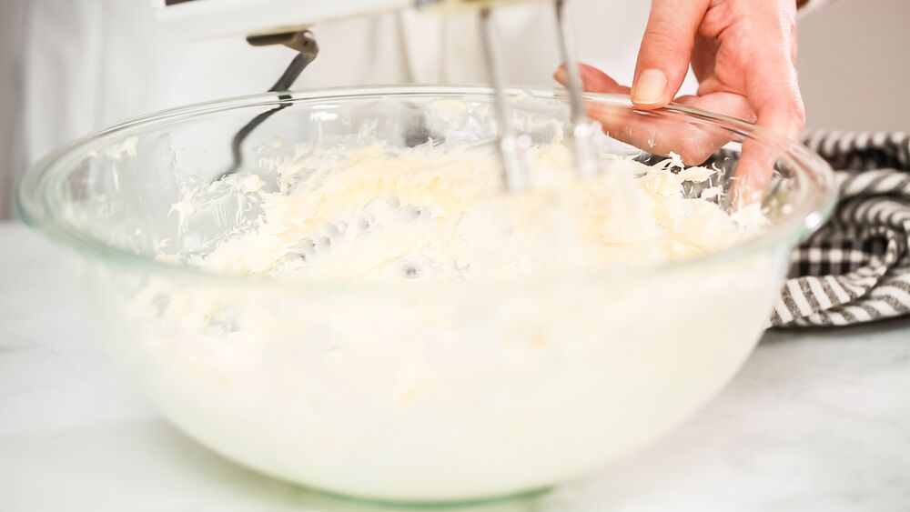 Crema batida vs crema de mantequilla: ¿cuál es mejor?