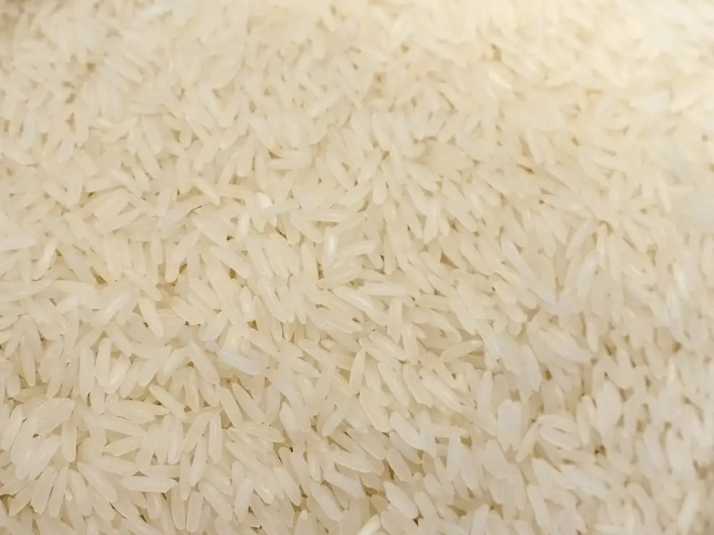 ¿A qué sabe el arroz crudo?