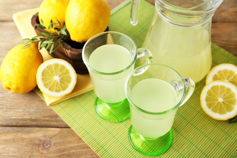 ¿Qué puedo sustituir por extracto de limón? Pruebe estas 8 cosas en su lugar