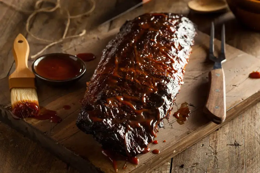 ¿Cuánto tiempo se hierven las costillas antes de asarlas? (Contestada)