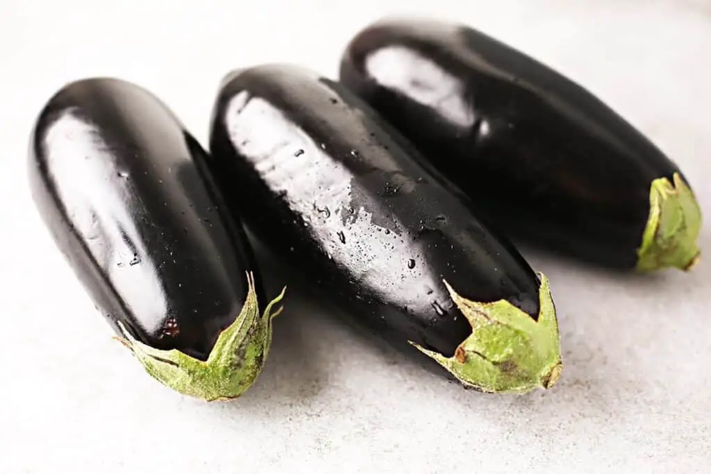 Fruta morada (16 frutas con un tono encantador)