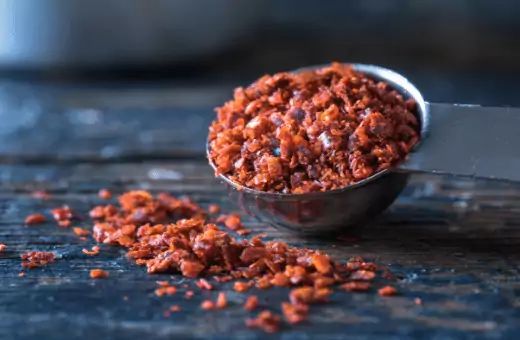 Los 16 mejores sustitutos picantes y no picantes de las hojuelas de pimiento rojo