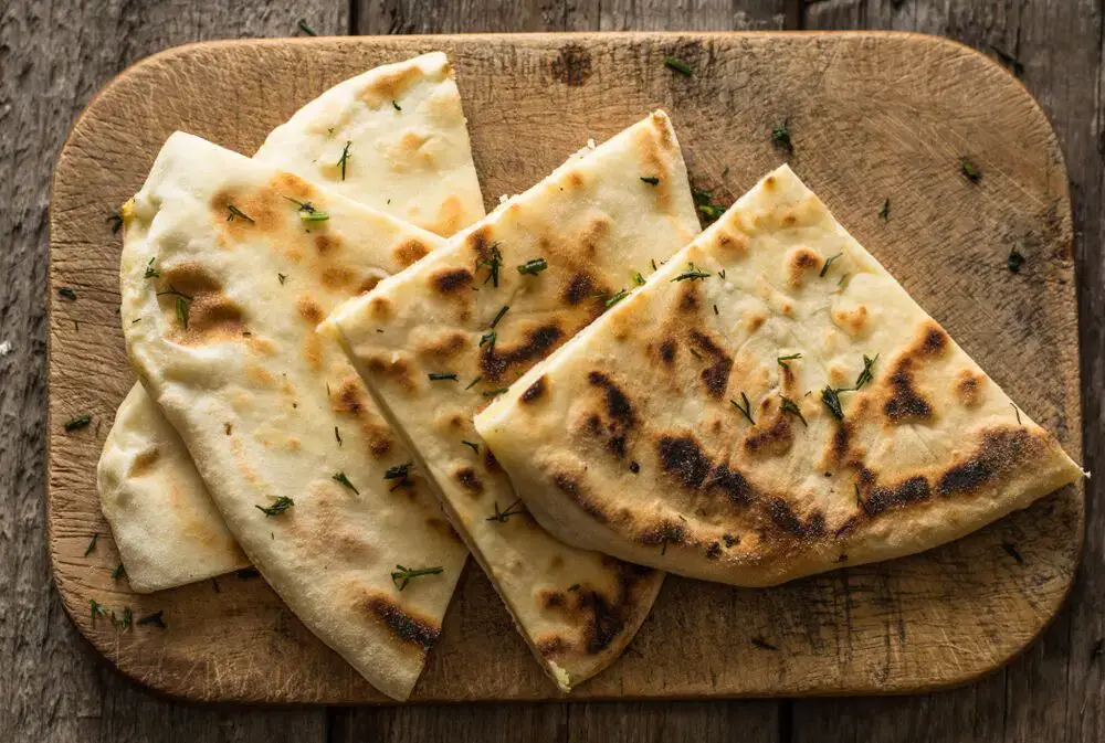 Cómo calentar pan de pita