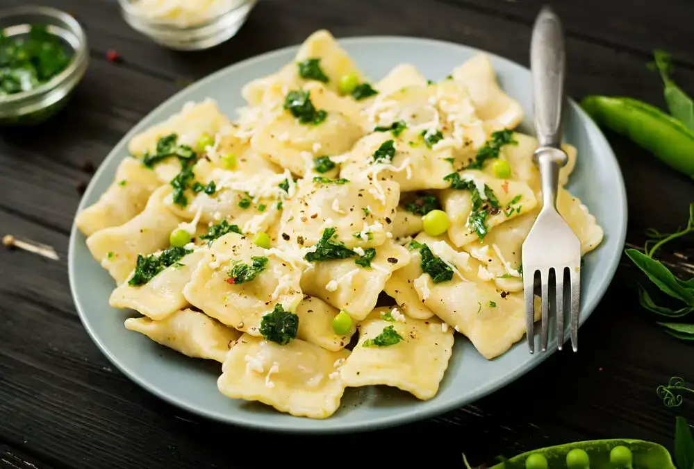 ¿Qué comer con ravioles? Recomendaciones de guarniciones y más