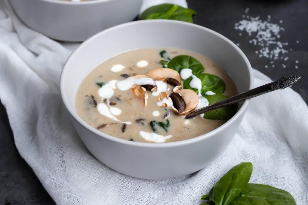 Cómo descongelar sopa en 4 maneras fáciles