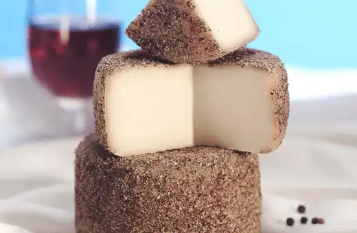 Los 12 mejores sustitutos del queso Grana Padano Los 12 mejores sustitutos del queso Grana Padano