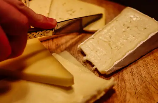 Los 12 mejores sustitutos del queso Grana Padano Los 12 mejores sustitutos del queso Grana Padano