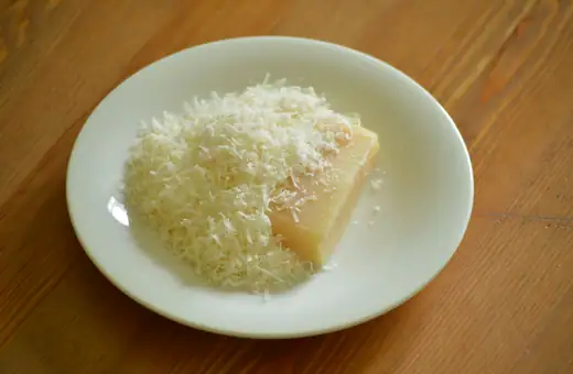 Los 12 mejores sustitutos del queso Grana Padano Los 12 mejores sustitutos del queso Grana Padano