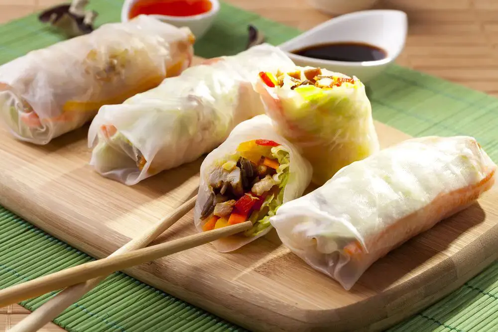 Cómo recalentar rollitos de primavera