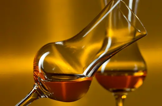 Los 9 mejores sustitutos de Frangelico alcohólicos y no alcohólicos de 2023