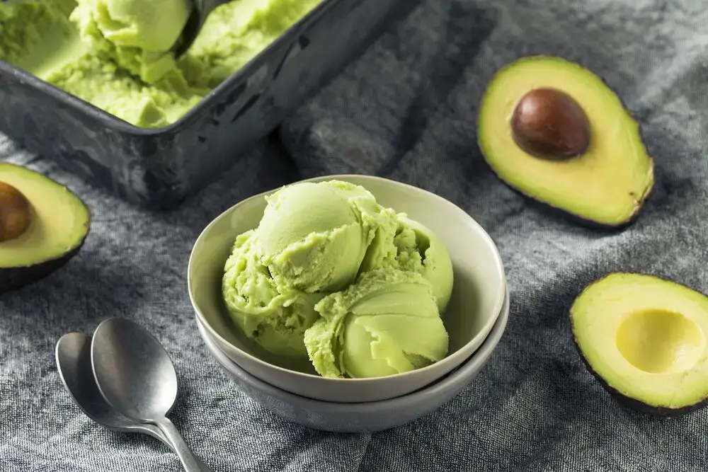 Cómo comer aguacate crudo en 26 formas deliciosas y sabrosas