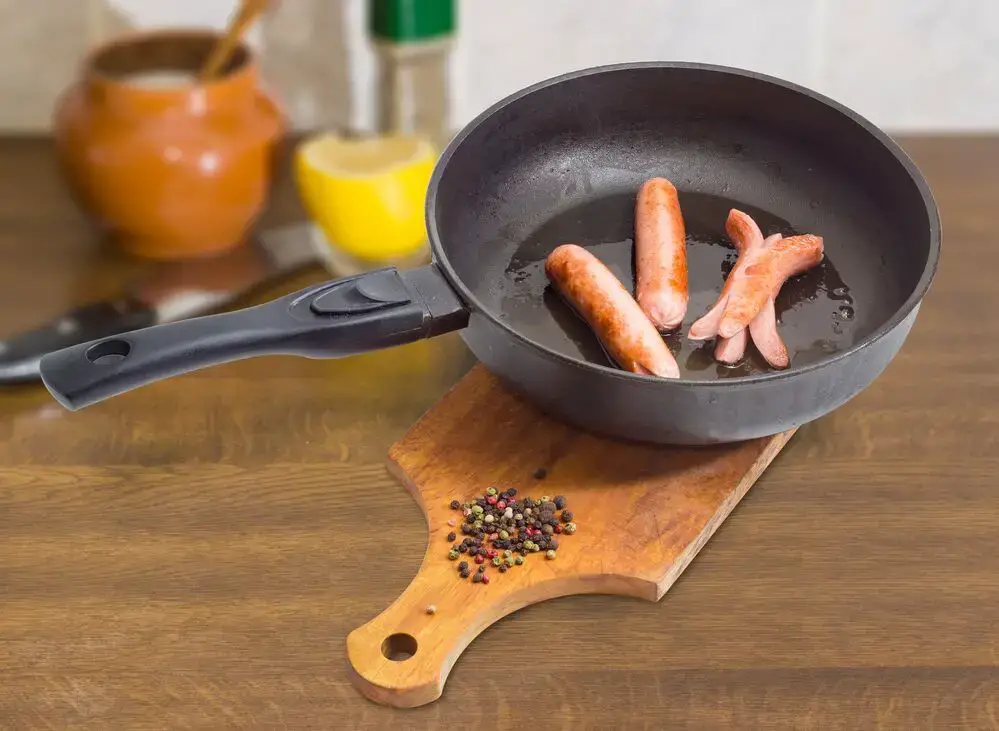 ¿Se puede comer salchicha de Viena de la lata? Respuesta explicada