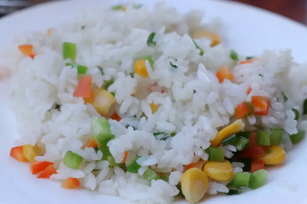 ¿Qué comer con arroz? Aquí hay 12 recomendaciones de platos