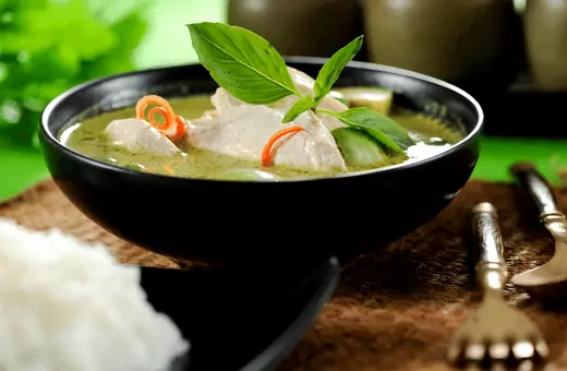 Curry verde VS Curry rojo Vs Curry amarillo: 10 diferencias clave