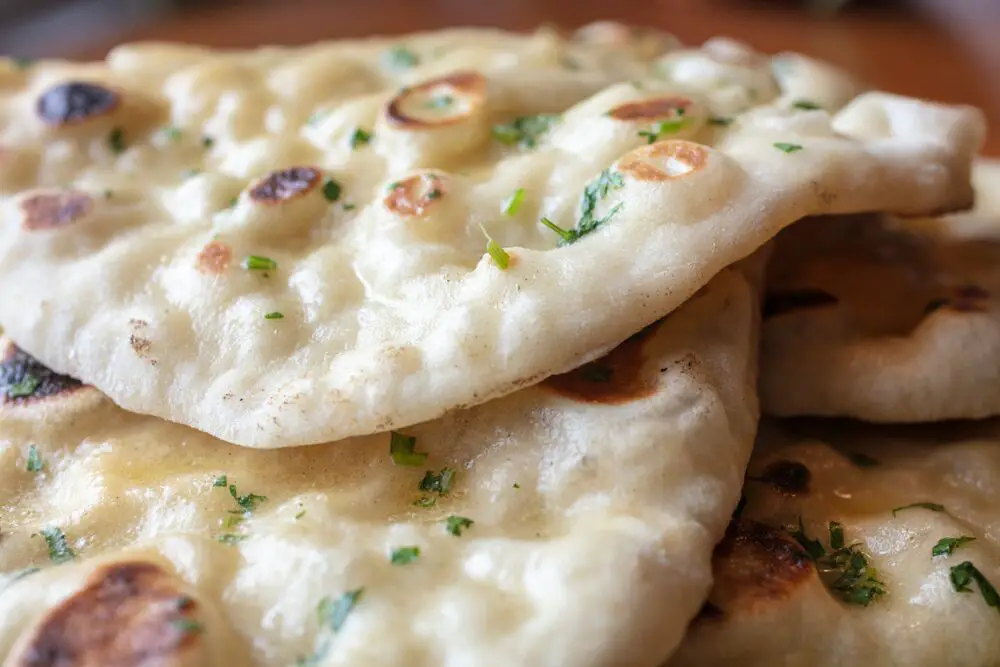 Receta de Pan Naan Sin Yogur: Guía Fácil y Sencilla