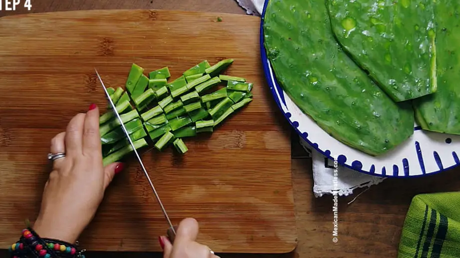 Auténtica receta de nopales mexicanos: cómo limpiarlos y cocinarlos |