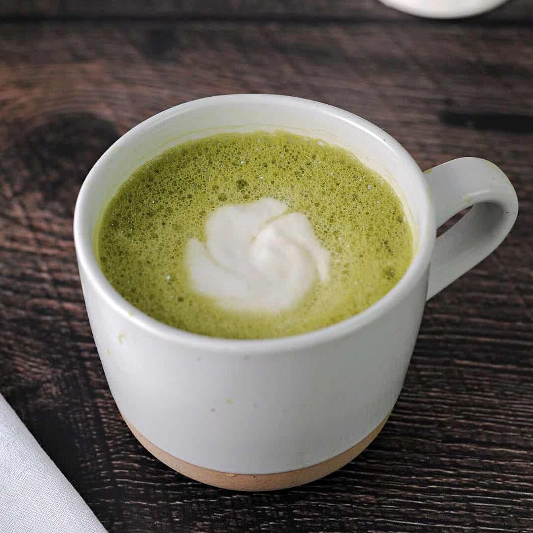 Matcha Latte de vainilla con leche de almendras