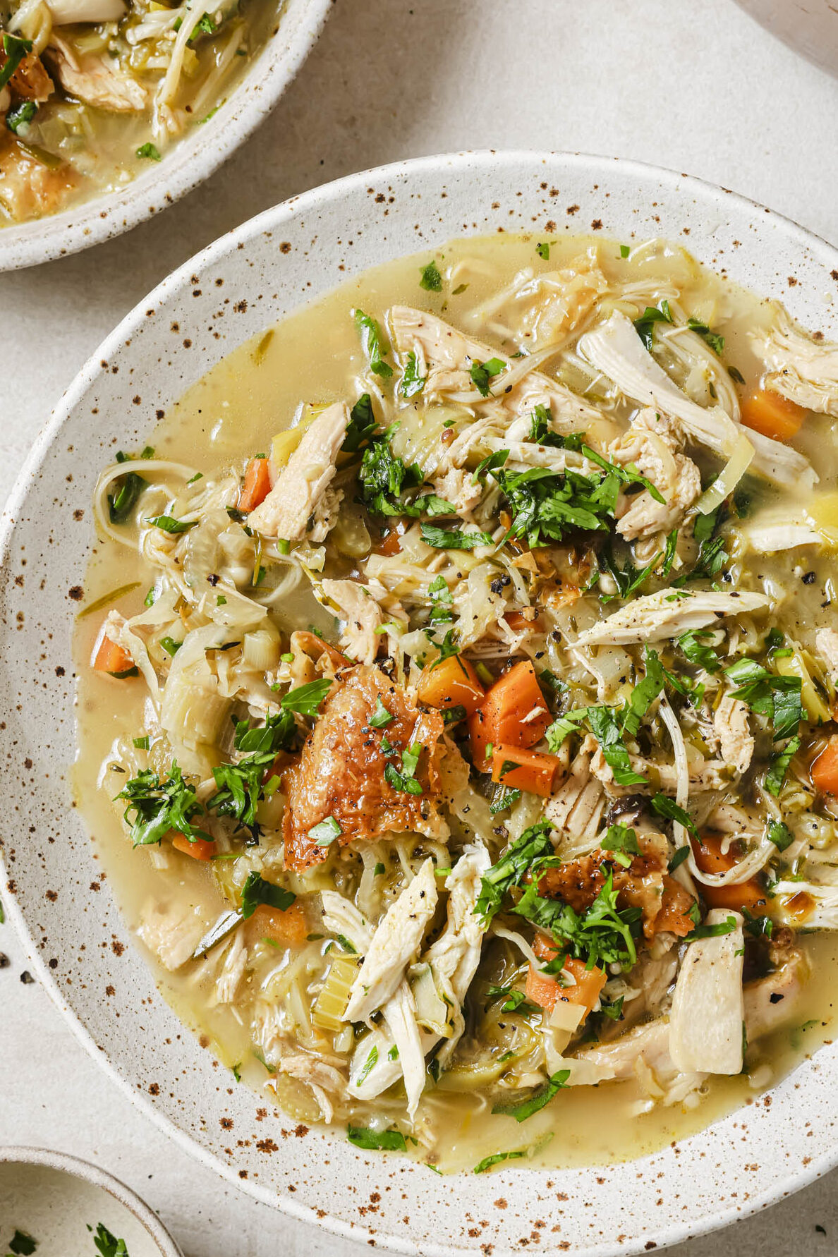 Sopa de pollo saludable - Historias de comida moderna