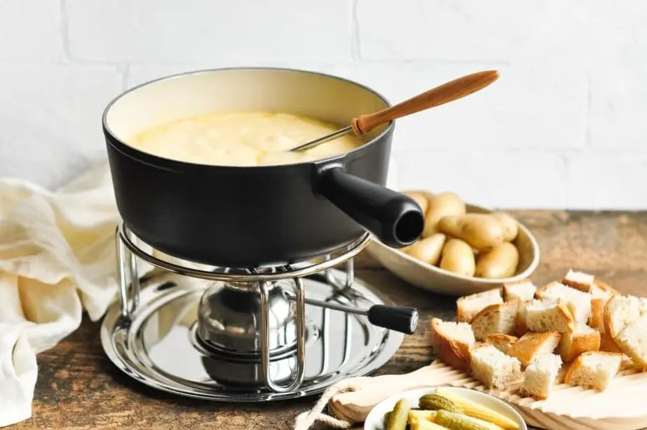 Cómo hacer fondue de queso con fotos paso a paso |