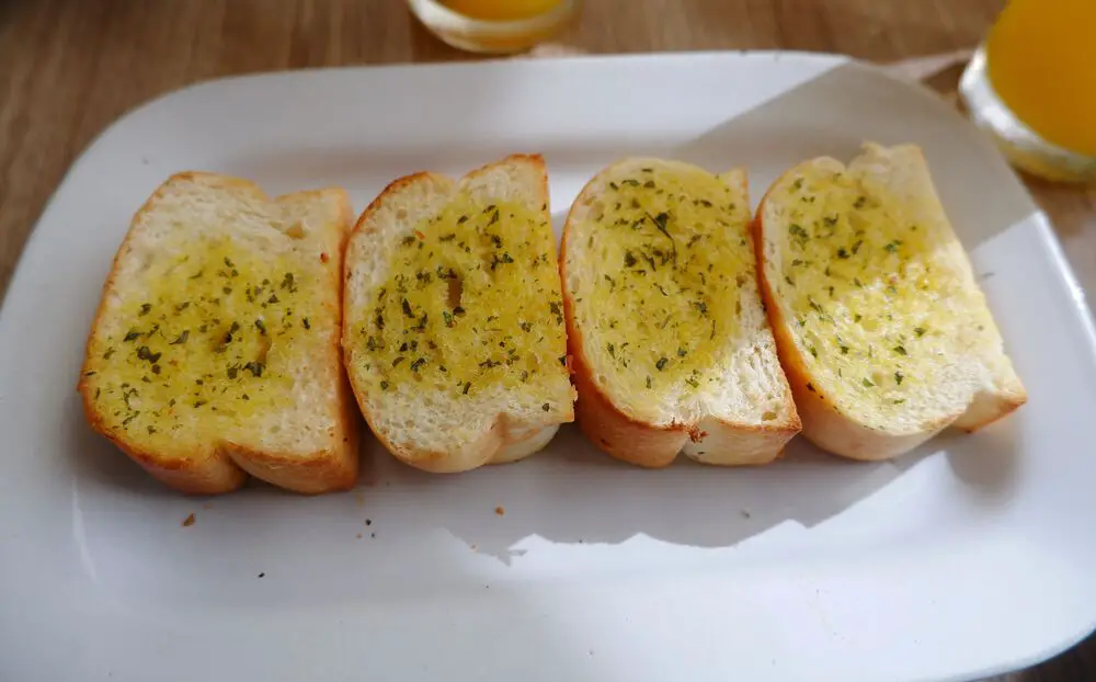 ¿El pan de ajo es bueno para ti?