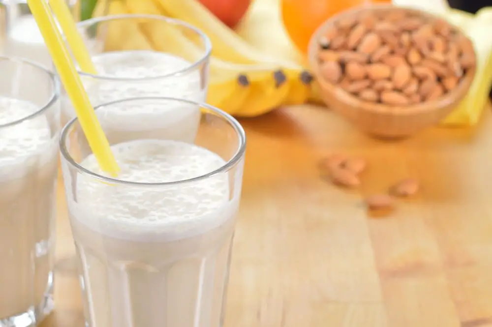 ¿Se puede hervir la leche de almendras? Respuesta explicada